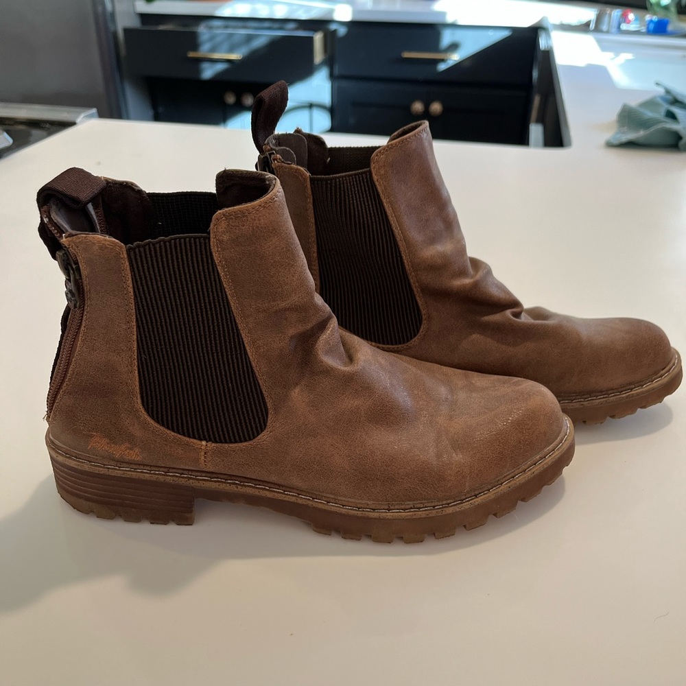 Blowfish Malibu Chelsea Boot 🤎